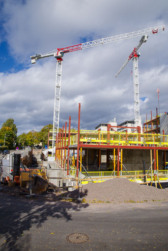 September 2018
 Hero